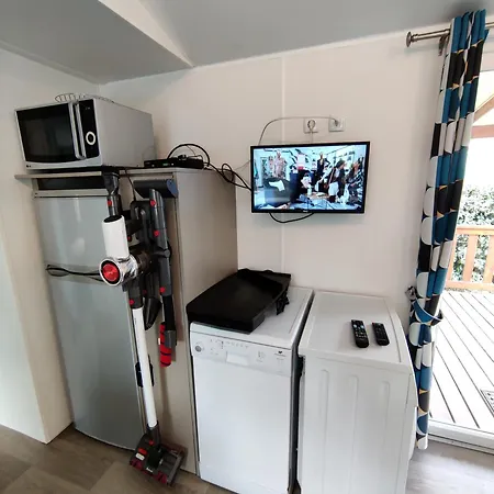 Campeggio Grands Mobil-homes 4 Clim-parking Privées-possibilité D'accueil Jusqu'à 20 Voyageurs-siblu Gastes