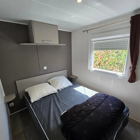 Grands Mobil-homes 4 Clim-parking Privees-possibilite D'accueil Jusqu'a 20 Voyageurs-siblu Parque de Campismo