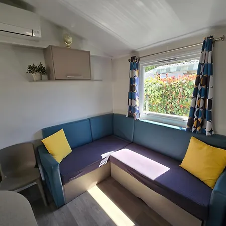 Grands Mobil-homes 4 Clim-parking Privées-possibilité D'accueil Jusqu'à 20 Voyageurs-siblu Campeggio Gastes